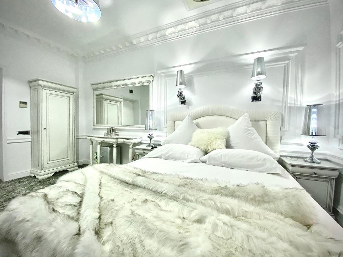 President Luxury Hotel Ploiesti Exterior photo