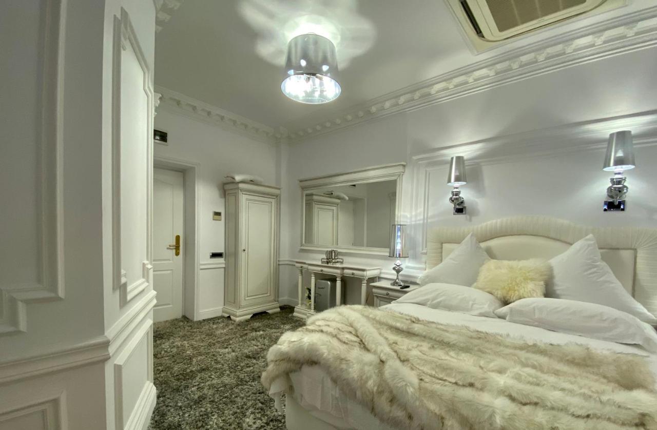 President Luxury Hotel Ploiesti Exterior photo